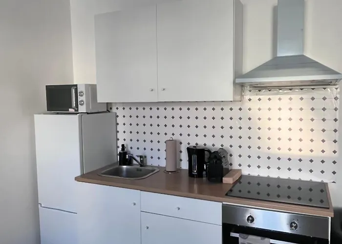 Bibi Family Apartment, Hauptbahnhof, Centre, Ac, Parking *